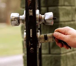 Town Center Locksmith Shop Gambrills, MD 410-412-7468 - 13-Re-Key-Locks